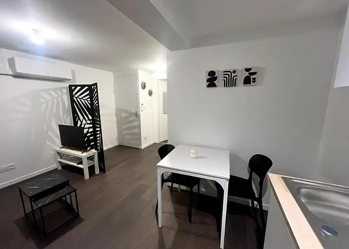 Le Contraste * Клермон-Ферран