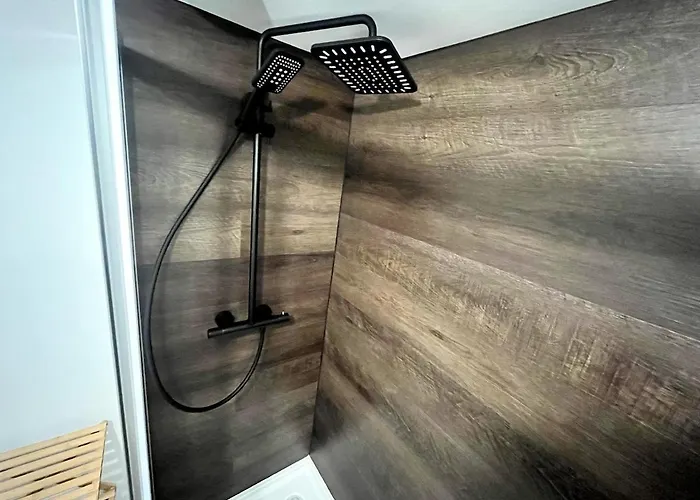 Le Contraste * Клермон-Ферран